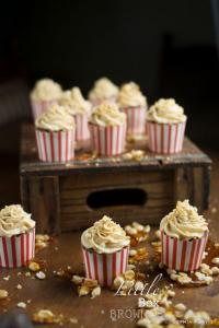 Peanut Butter Cup Cakes
